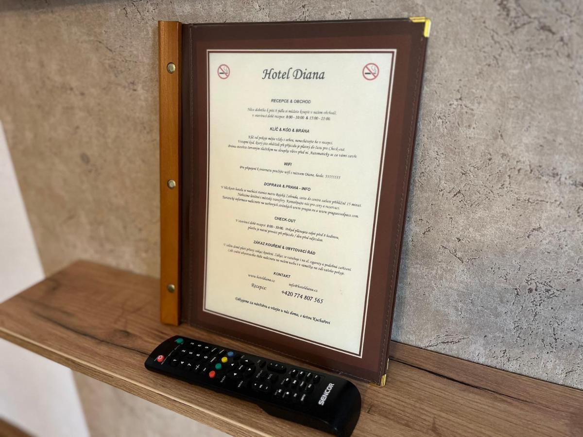 Hotel Diana Apartments Прага Экстерьер фото