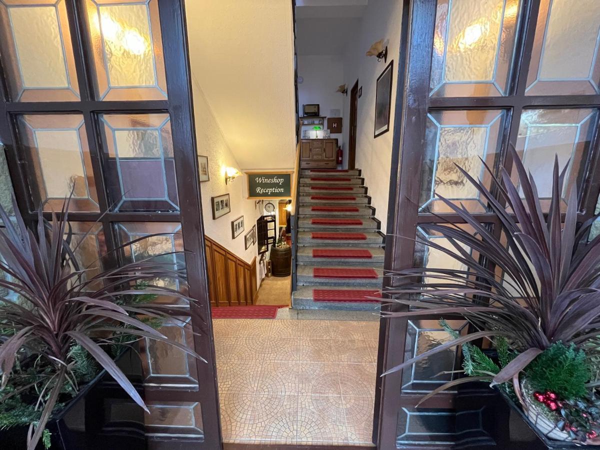 Hotel Diana Apartments Прага Экстерьер фото