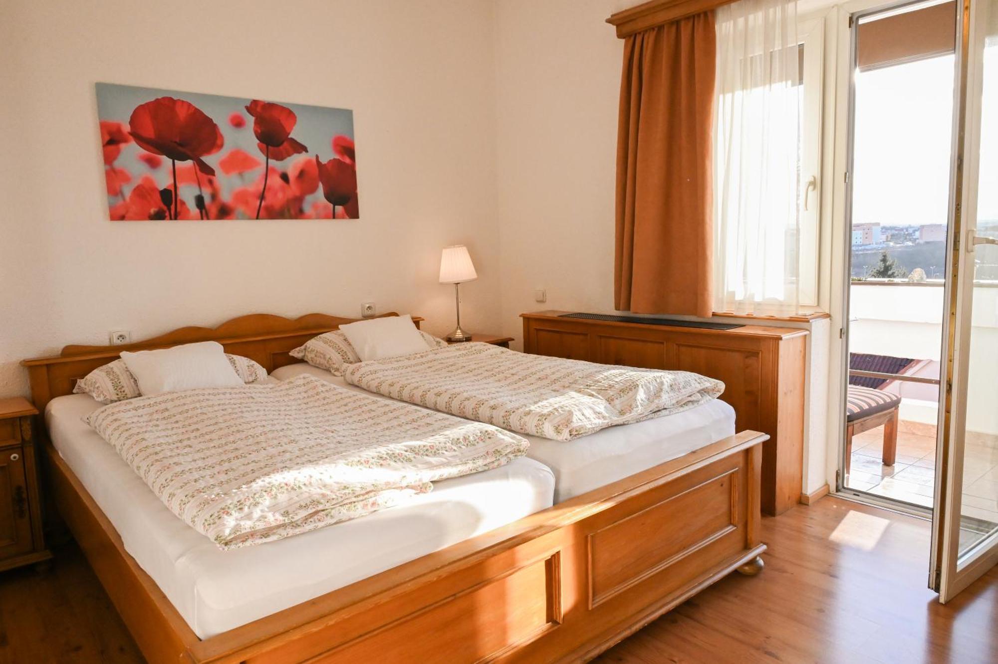 Hotel Diana Apartments Прага Экстерьер фото