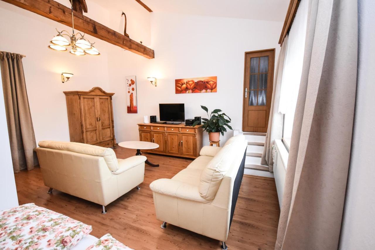 Hotel Diana Apartments Прага Номер фото